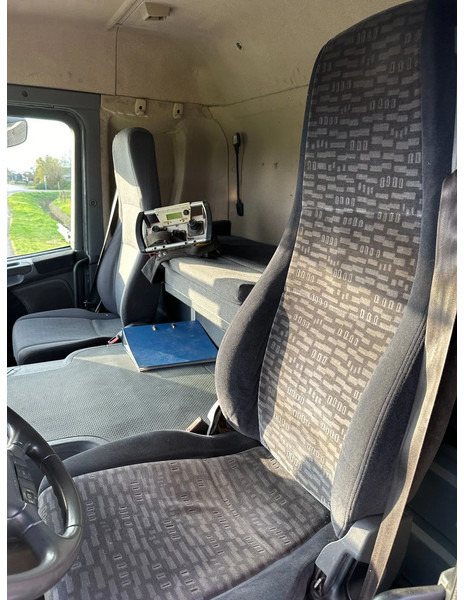 Tovornjak z dvigalom Scania P230 36tm KRAAN+JIB+LIER/WINCH+EURO5!!ROOF/DACH!!MANUTENTION!!: slika 16