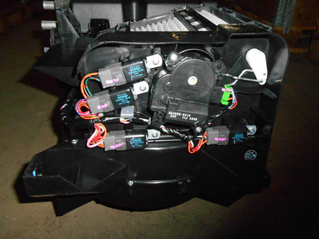 Caterpillar 2299081 - Klimatski del za Gradbeni stroj: slika 5 Caterpillar 2299081 - Klimatski del za Gradbeni stroj: slika 5