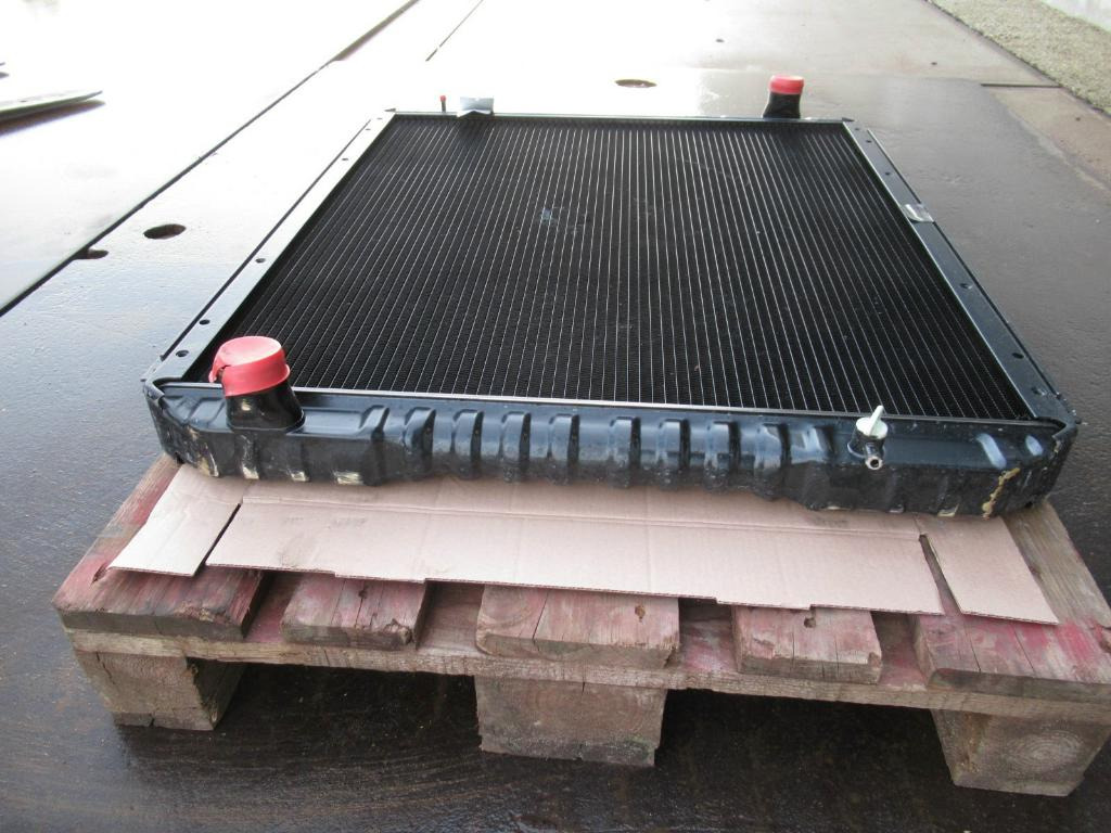 Hitachi 4374647 - 71418842 - Hladilnik motorja za Gradbeni stroj: slika 4 Hitachi 4374647 - 71418842 - Hladilnik motorja za Gradbeni stroj: slika 4