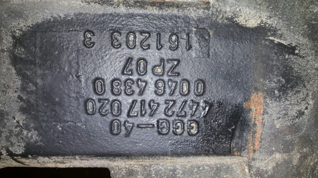 Hitachi 4477075 - 4472077091 - Sprednja os za Gradbeni stroj: slika 3 Hitachi 4477075 - 4472077091 - Sprednja os za Gradbeni stroj: slika 3