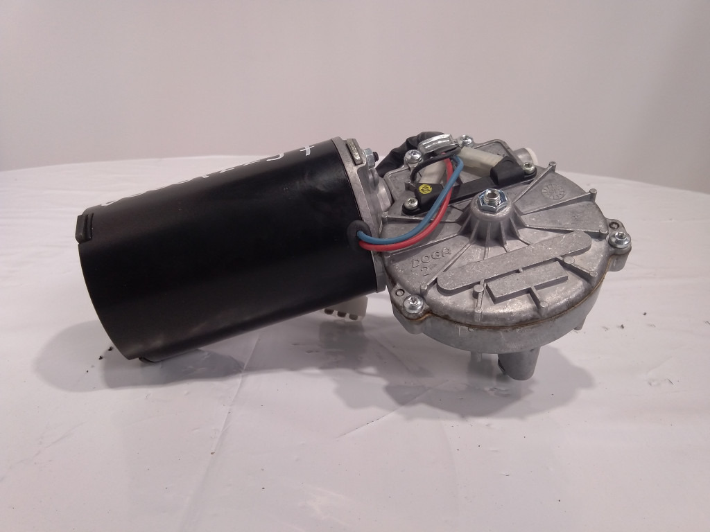 Hitachi 4639246 - Brisalec za Gradbeni stroj: slika 1 Hitachi 4639246 - Brisalec za Gradbeni stroj: slika 1