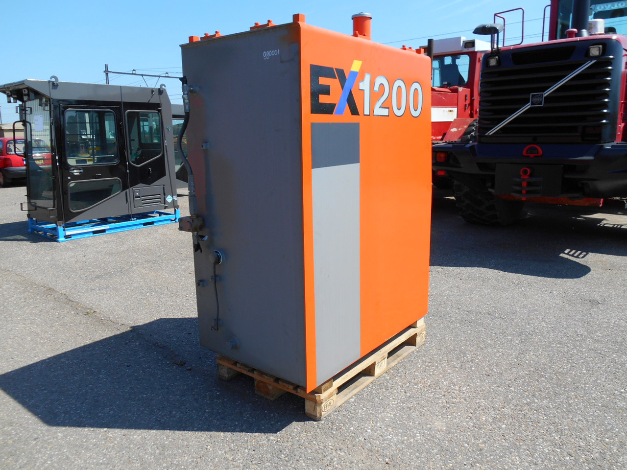 Hitachi 927877 - 9278777 - Rezervoar za gorivo za Gradbeni stroj: slika 2 Hitachi 927877 - 9278777 - Rezervoar za gorivo za Gradbeni stroj: slika 2