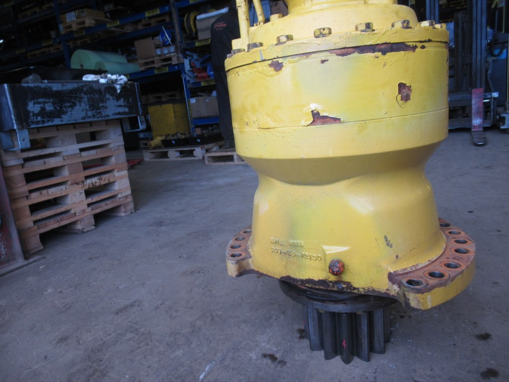 Komatsu 209-26-00040 - Nihajni motor za Gradbeni stroj: slika 2 Komatsu 209-26-00040 - Nihajni motor za Gradbeni stroj: slika 2