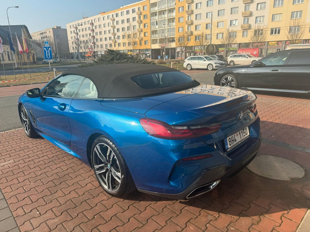 BMW 840 Baureihe 8 Cabrio 840 d xDrive M Sport - Avtomobil: slika 5 BMW 840 Baureihe 8 Cabrio 840 d xDrive M Sport - Avtomobil: slika 5
