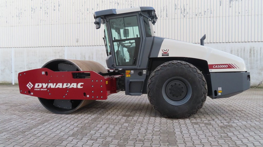 Dynapac CA5000D - Kompaktor: slika 5 Dynapac CA5000D - Kompaktor: slika 5