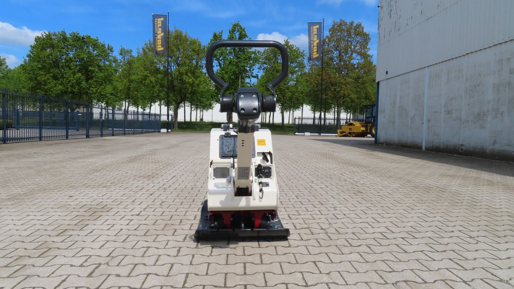 Dynapac DRP 45 DX - Vibracijska plošča: slika 3 Dynapac DRP 45 DX - Vibracijska plošča: slika 3
