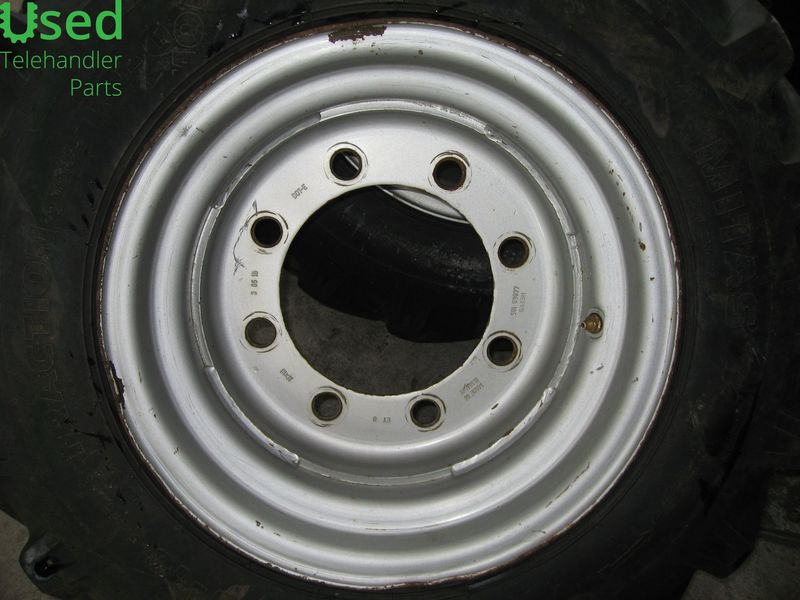 Disc 11x18" for tire size 12.0 / 75-18, Nr. 073403 for Merlo P 25.6 - Platišče za Teleskopski viličar: slika 1 Disc 11x18" for tire size 12.0 / 75-18, Nr. 073403 for Merlo P 25.6 - Platišče za Teleskopski viličar: slika 1