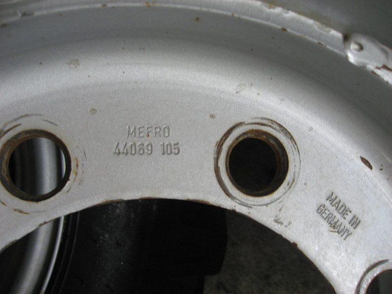 Disc 11x18" for tire size 12.0 / 75-18, Nr. 073403 for Merlo P 25.6 - Platišče za Teleskopski viličar: slika 2 Disc 11x18" for tire size 12.0 / 75-18, Nr. 073403 for Merlo P 25.6 - Platišče za Teleskopski viličar: slika 2