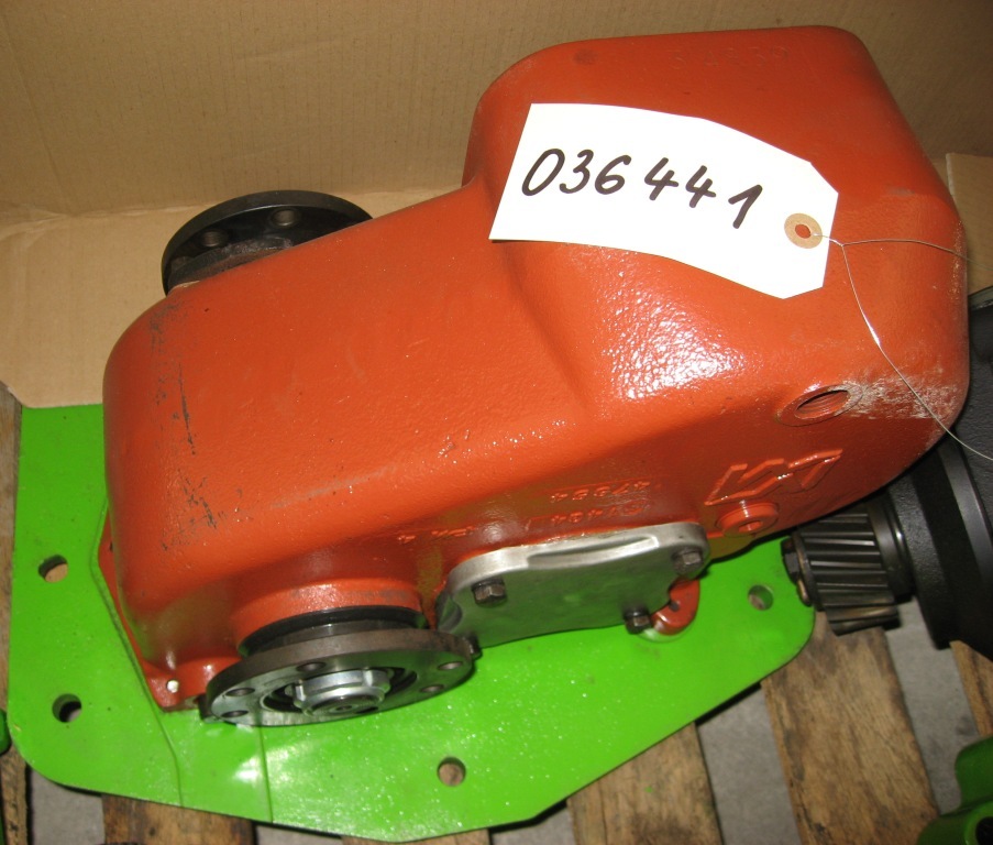 MERLO Gearbox Getriebe 036441 - Menjalnik za Teleskopski viličar: slika 1 MERLO Gearbox Getriebe 036441 - Menjalnik za Teleskopski viličar: slika 1