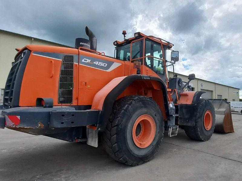 Doosan 450 - Kolesni nakladalec: slika 2 Doosan 450 - Kolesni nakladalec: slika 2