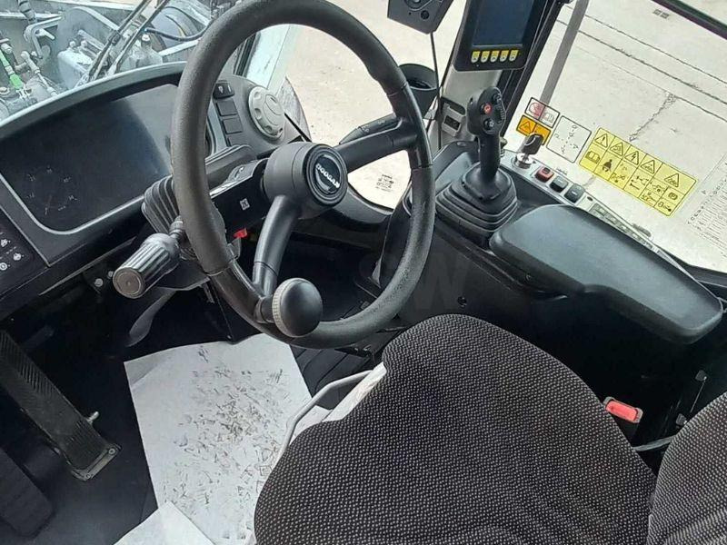 Doosan 450 - Kolesni nakladalec: slika 5 Doosan 450 - Kolesni nakladalec: slika 5