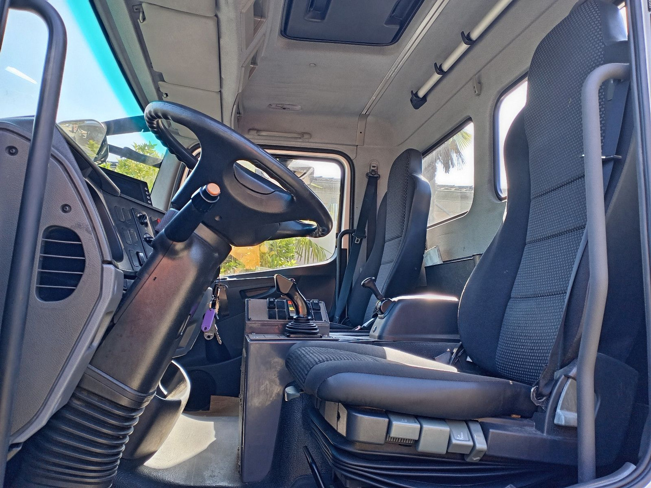 Kontejnerski tovornjak/ Tovornjak z zamenljivim tovoriščem Mercedes-Benz Kamag/ Wiesel/ WBH/KB3708/mit Garantie: slika 9