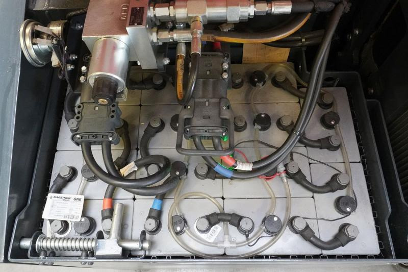 Combilift CBE3000 - 4-potni viličar s pomičnim teleskopom: slika 4 Combilift CBE3000 - 4-potni viličar s pomičnim teleskopom: slika 4