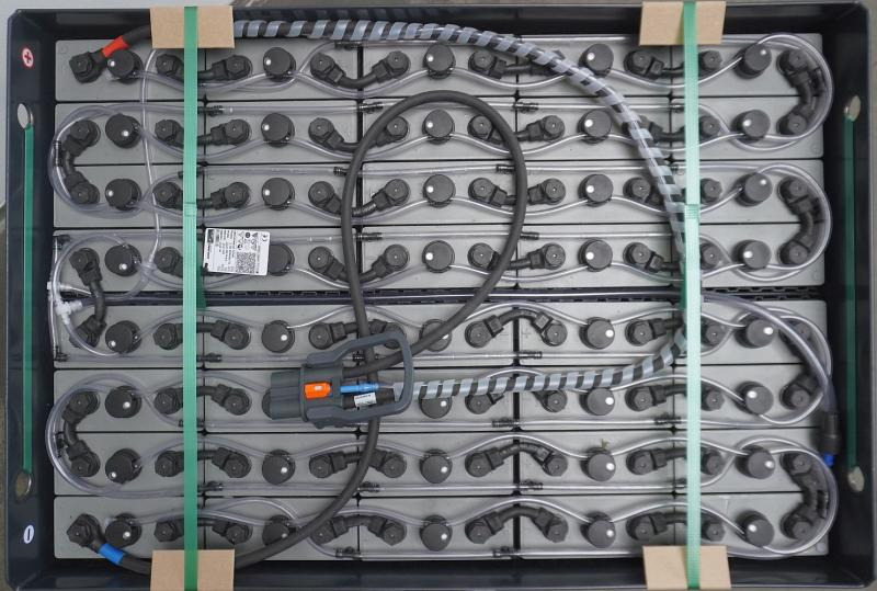GRUMA 80 Volt 4 PzS 500 Ah - Akumulator: slika 3 GRUMA 80 Volt 4 PzS 500 Ah - Akumulator: slika 3