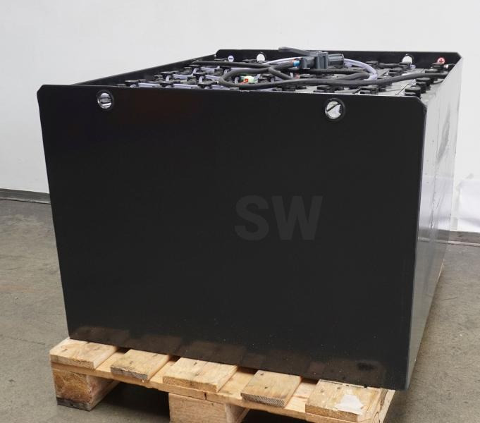 GRUMA 80 Volt 5 PzS 625 Ah - Akumulator: slika 2 GRUMA 80 Volt 5 PzS 625 Ah - Akumulator: slika 2