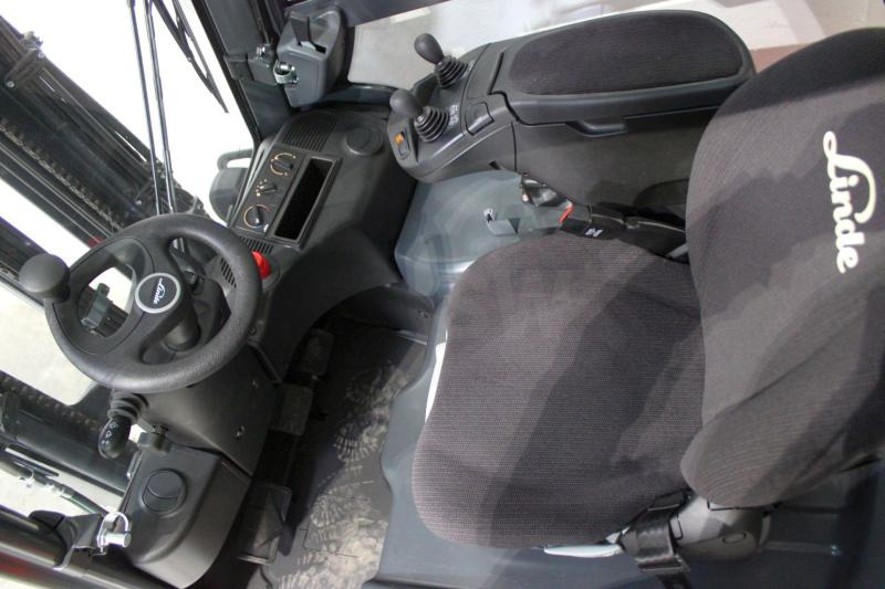 Linde E 16 P EVO 386-02 - Električni viličar: slika 4 Linde E 16 P EVO 386-02 - Električni viličar: slika 4