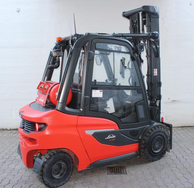 Linde H 30 T 1202 - Plinski viličar: slika 2 Linde H 30 T 1202 - Plinski viličar: slika 2