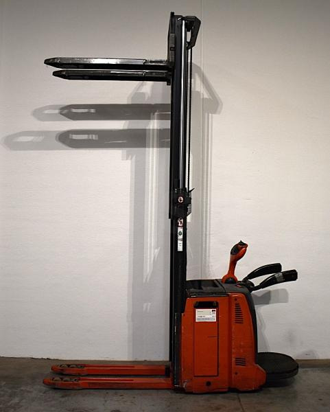 Linde L 12 L AP 133 - Stroj za zlaganje: slika 4 Linde L 12 L AP 133 - Stroj za zlaganje: slika 4