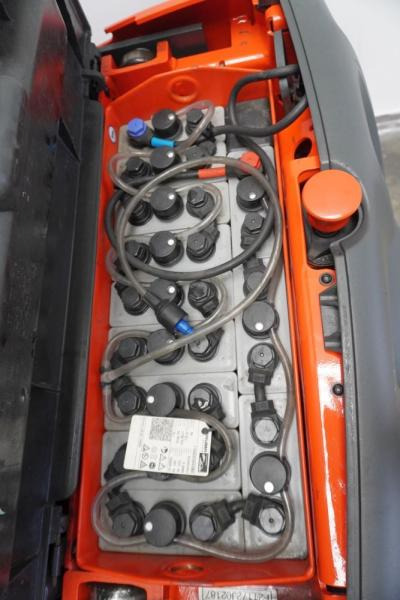 Linde L 12 i 1172 - Stroj za zlaganje: slika 4 Linde L 12 i 1172 - Stroj za zlaganje: slika 4