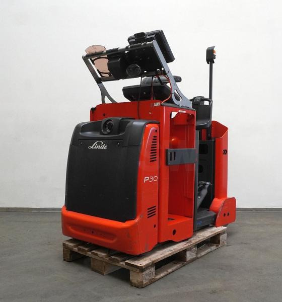 Linde P 30 C 1190 - Vlečni traktor: slika 4 Linde P 30 C 1190 - Vlečni traktor: slika 4