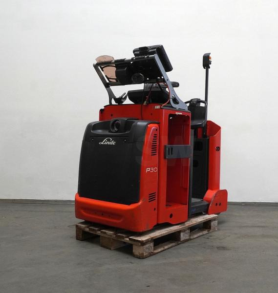 Linde P 30 C 1190 - Vlečni traktor: slika 1 Linde P 30 C 1190 - Vlečni traktor: slika 1