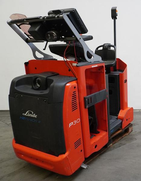 Linde P 30 C 1190 - Vlečni traktor: slika 1 Linde P 30 C 1190 - Vlečni traktor: slika 1