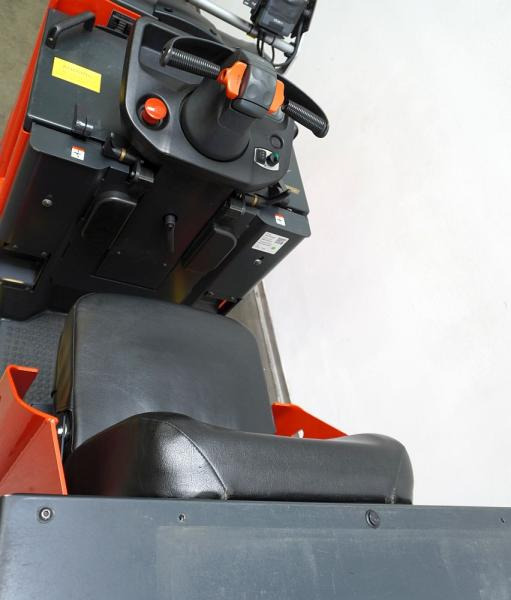 Linde P 50 C 1190 - Vlečni traktor: slika 3 Linde P 50 C 1190 - Vlečni traktor: slika 3