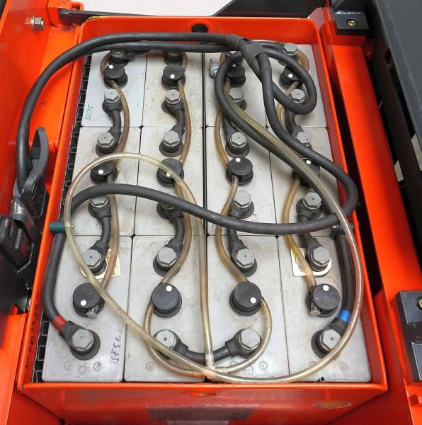 Linde P 50 C 1190 - Vlečni traktor: slika 5 Linde P 50 C 1190 - Vlečni traktor: slika 5