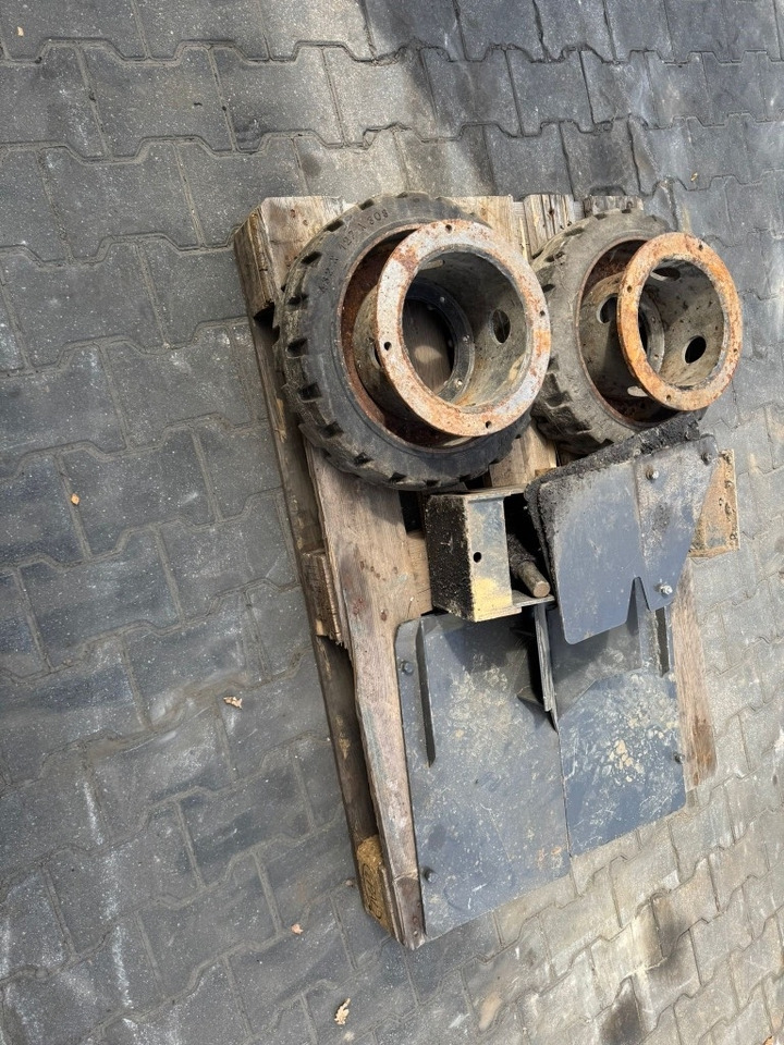 Asfaltni finišer Ammann AFW 150-2: slika 12 Asfaltni finišer Ammann AFW 150-2: slika 12