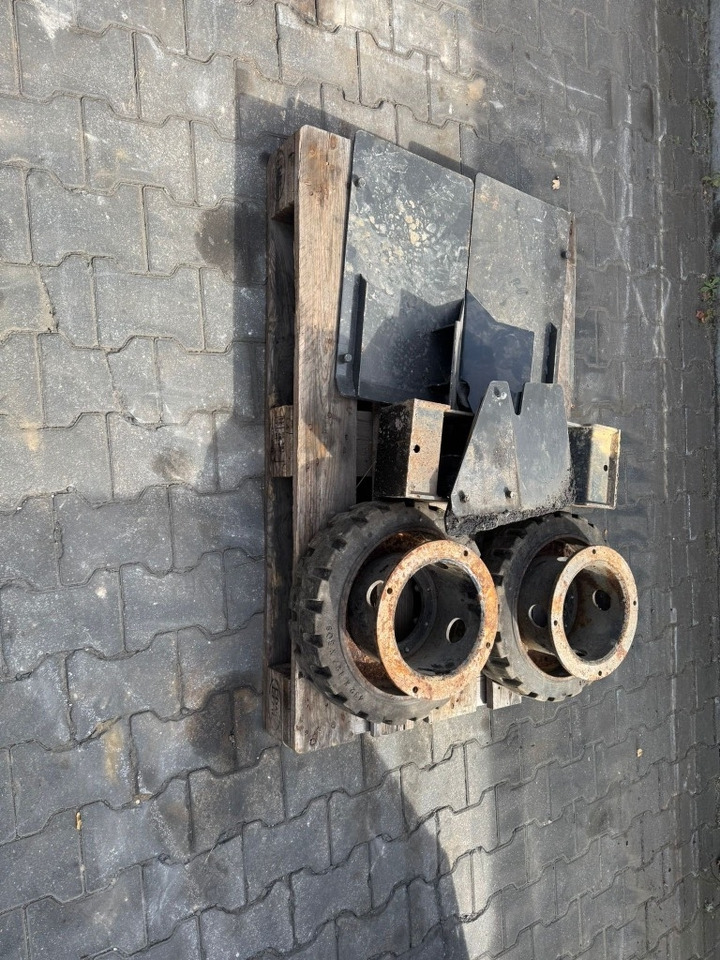 Asfaltni finišer Ammann AFW 150-2: slika 10 Asfaltni finišer Ammann AFW 150-2: slika 10