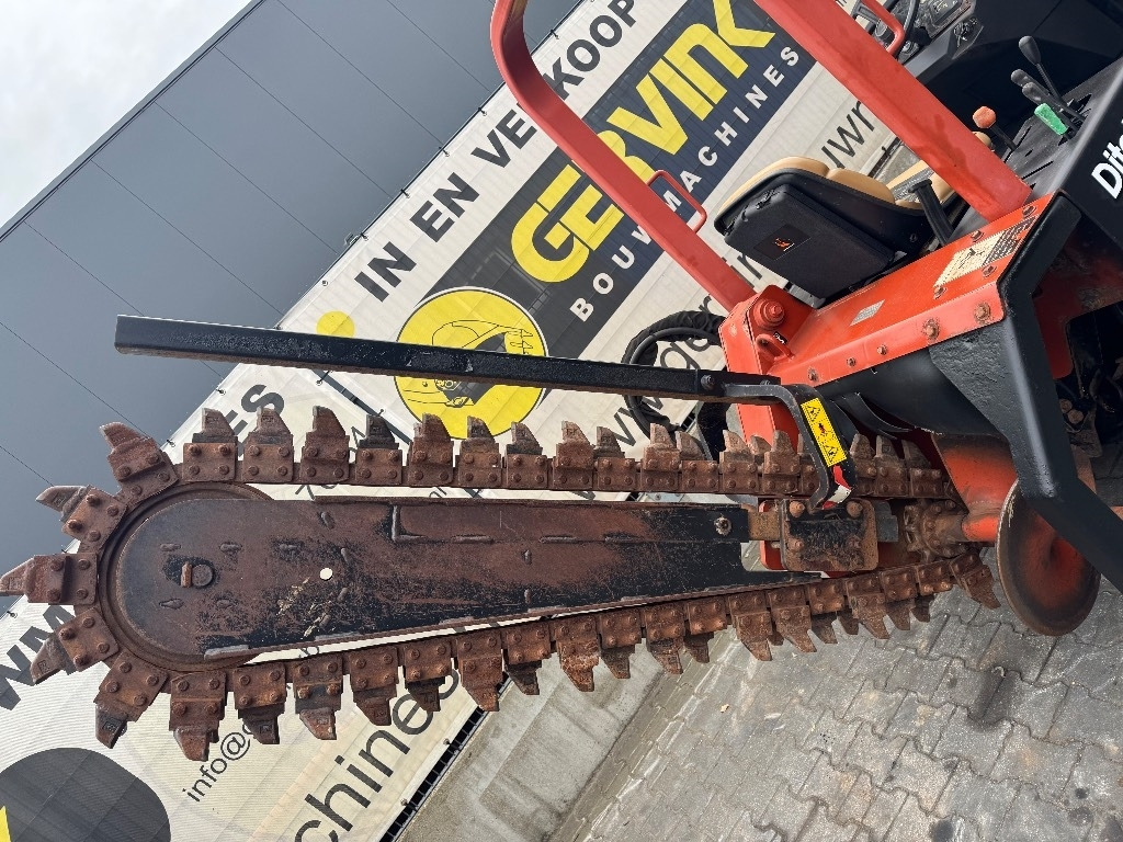 Rovokopač Ditch Witch RT 40: slika 12