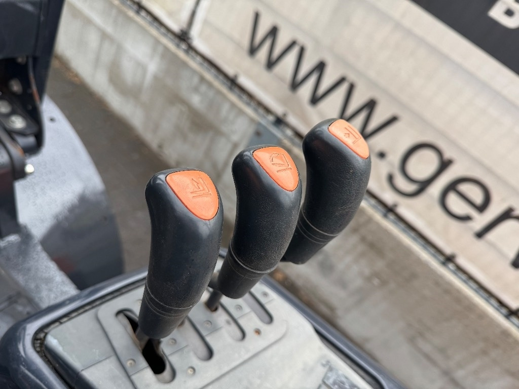 Doosan D 40 SC-7  - Diesel viličar: slika 5 Doosan D 40 SC-7  - Diesel viličar: slika 5