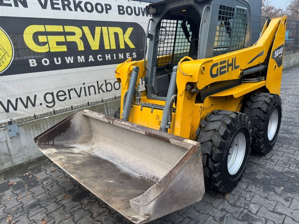 Mini nakladalec Gehl 5640: slika 8 Mini nakladalec Gehl 5640: slika 8