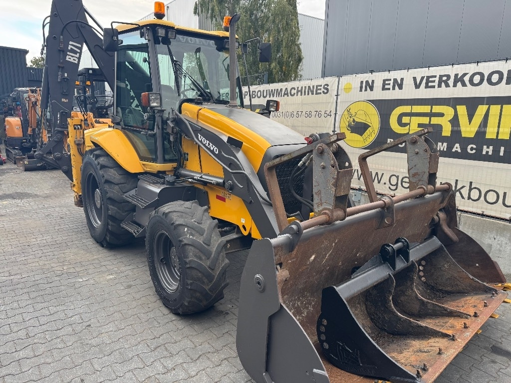 Bager nakladalec Volvo BL 71: slika 19