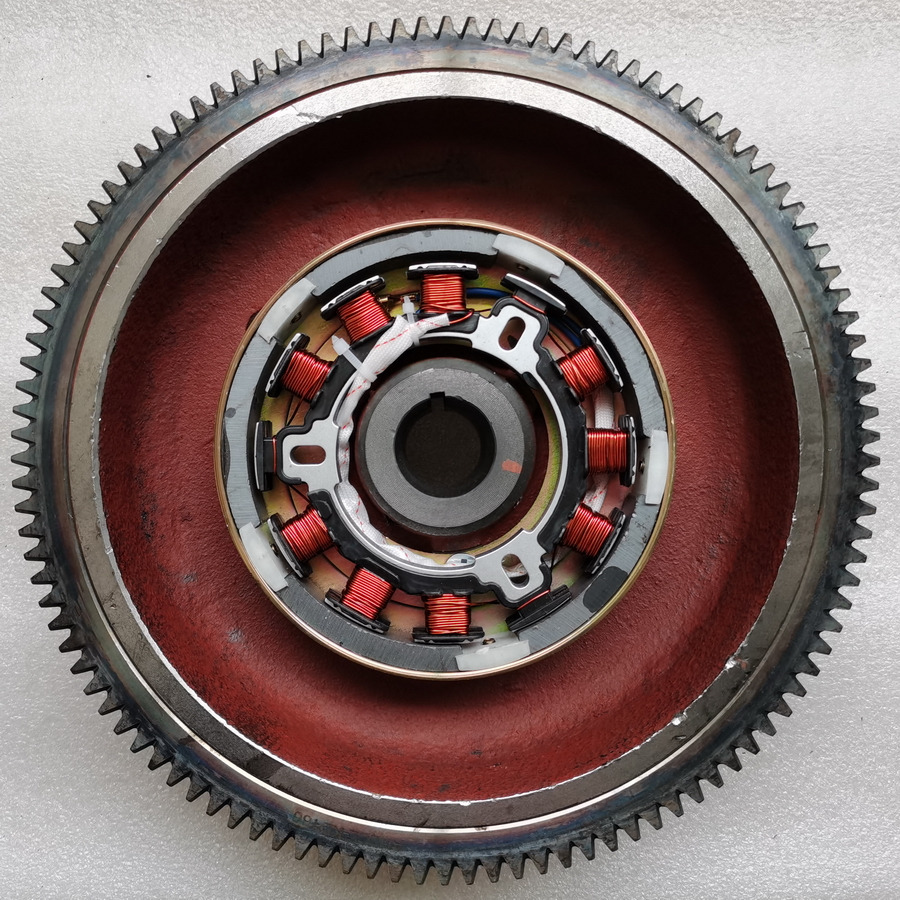 KOOP Genuine Electric Start Flywheel with Gear Ring - Vztrajnik za Kolesni nakladalec: slika 1 KOOP Genuine Electric Start Flywheel with Gear Ring - Vztrajnik za Kolesni nakladalec: slika 1