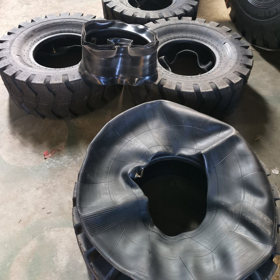 Qingdao Promising 20.5/70-16 Pneumatic Tyre Assembly for China Loader - Guma za Kolesni nakladalec: slika 4 Qingdao Promising 20.5/70-16 Pneumatic Tyre Assembly for China Loader - Guma za Kolesni nakladalec: slika 4