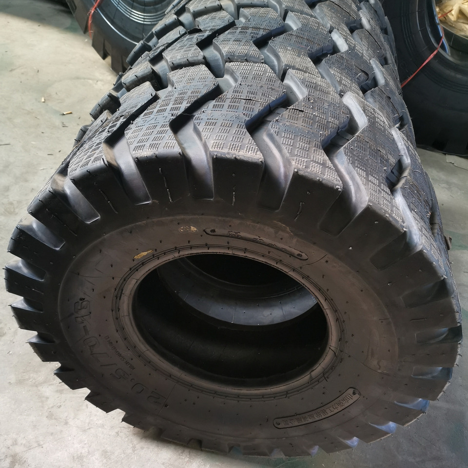 Qingdao Promising 20.5/70-16 Pneumatic Tyre Assembly for China Loader - Guma za Kolesni nakladalec: slika 2 Qingdao Promising 20.5/70-16 Pneumatic Tyre Assembly for China Loader - Guma za Kolesni nakladalec: slika 2