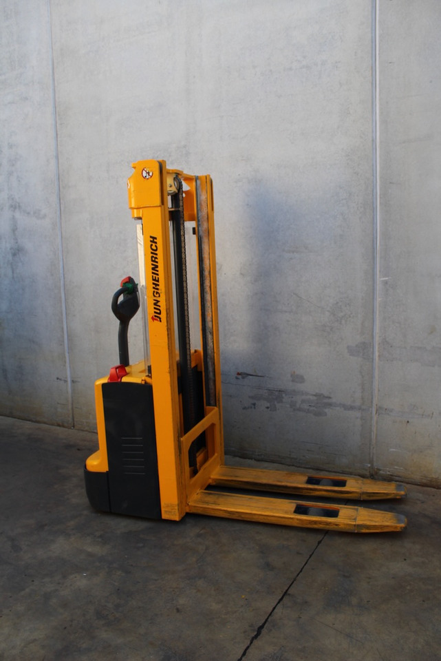 Jungheinrich EJC 110 290 ZT - Stroj za zlaganje: slika 4 Jungheinrich EJC 110 290 ZT - Stroj za zlaganje: slika 4