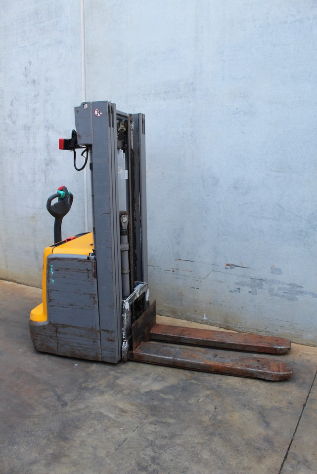 Jungheinrich EJC 214 430 DZ - Stroj za zlaganje: slika 4 Jungheinrich EJC 214 430 DZ - Stroj za zlaganje: slika 4