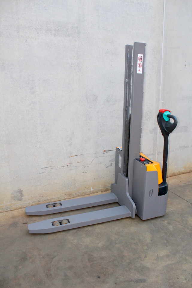 Jungheinrich EJC M10 154 E LI-ION - Stroj za zlaganje: slika 2 Jungheinrich EJC M10 154 E LI-ION - Stroj za zlaganje: slika 2