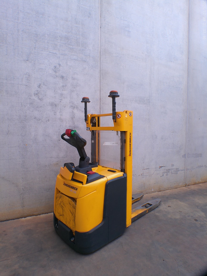 Jungheinrich ERC 216 240 ZT - Stroj za zlaganje: slika 3 Jungheinrich ERC 216 240 ZT - Stroj za zlaganje: slika 3