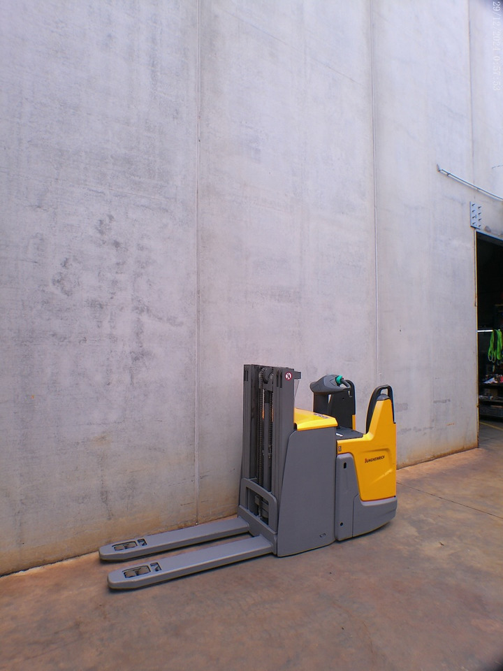 Jungheinrich ERD 220 290 DT - Stroj za zlaganje: slika 2 Jungheinrich ERD 220 290 DT - Stroj za zlaganje: slika 2