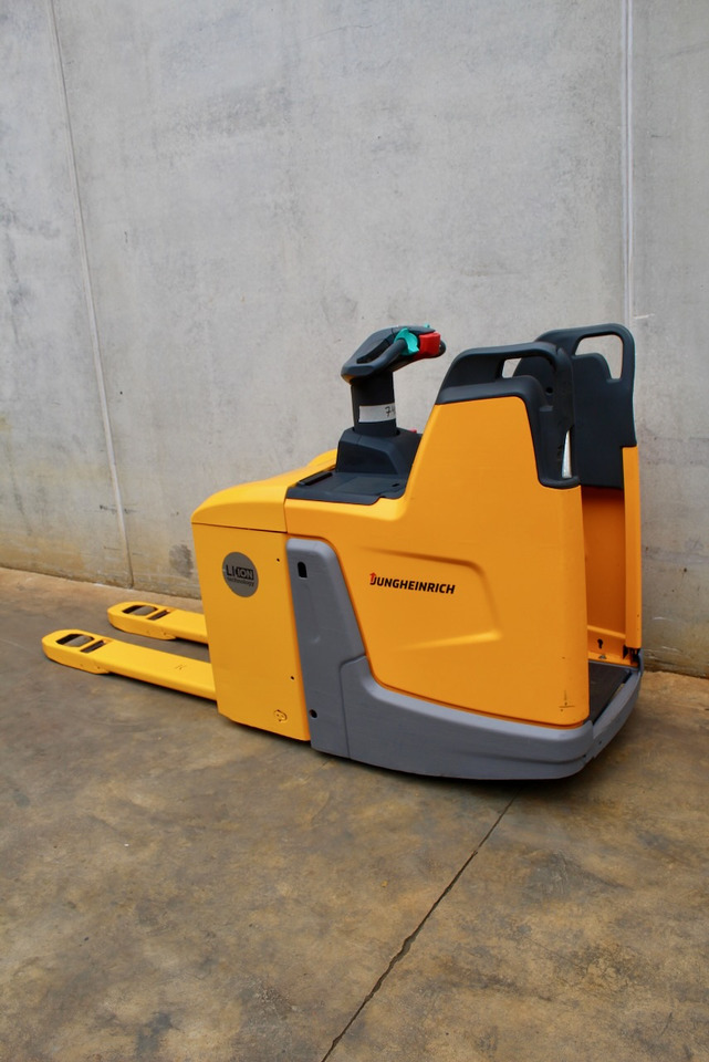 Jungheinrich ERE 225 LI-ION - Paletni viličar: slika 1 Jungheinrich ERE 225 LI-ION - Paletni viličar: slika 1