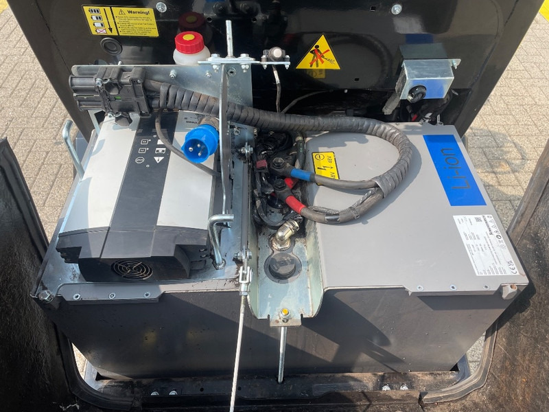 Kolesni nakladalec Giant G 2200 E: slika 9