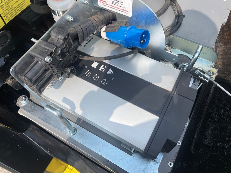 Kolesni nakladalec Giant G 2200 E: slika 11