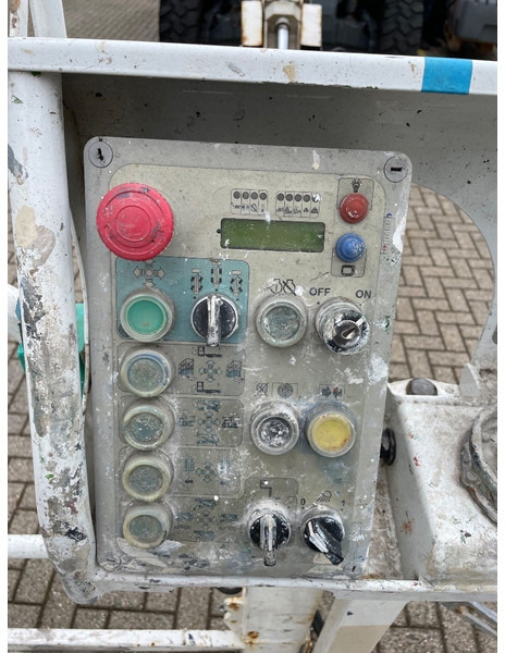 Zglobna dvižna ploščad Merlo MPR 25: slika 10