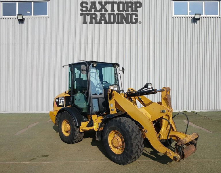 Kolesni nakladalec Cat 906H, Hjullastare: slika 8