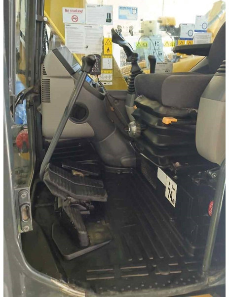 Komatsu PC78US-10 - Mini bager: slika 5 Komatsu PC78US-10 - Mini bager: slika 5