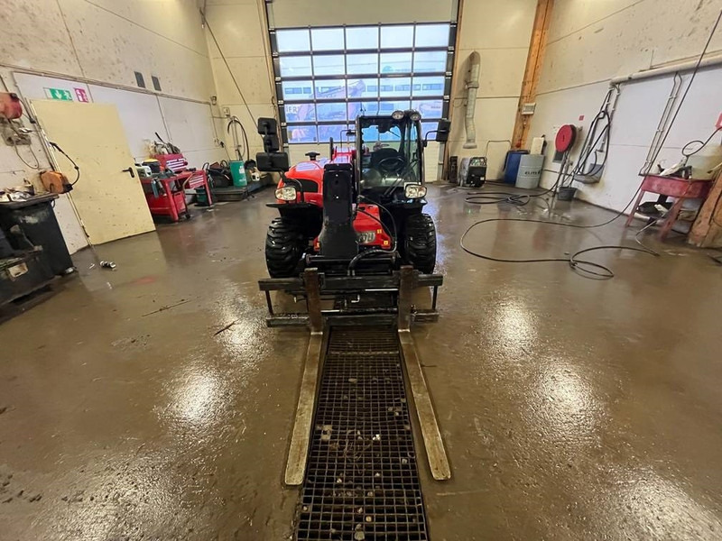 Teleskopski kolesni nakladalnik Manitou MT625-75H Comfort: slika 8 Teleskopski kolesni nakladalnik Manitou MT625-75H Comfort: slika 8