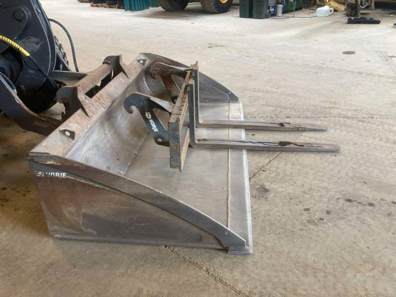 Volvo L30G/S - Kolesni nakladalec: slika 5 Volvo L30G/S - Kolesni nakladalec: slika 5